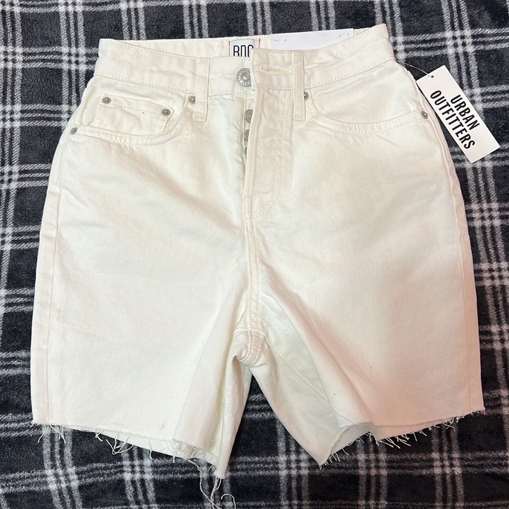Urban Outfitters 90’s Long Inseam Shorts